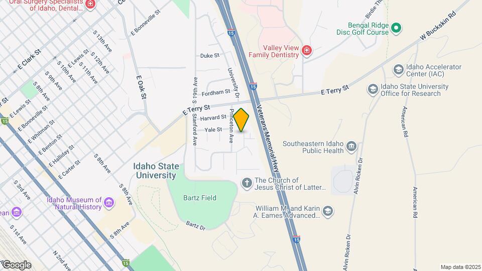 33 Temple Ave Map and Location Details