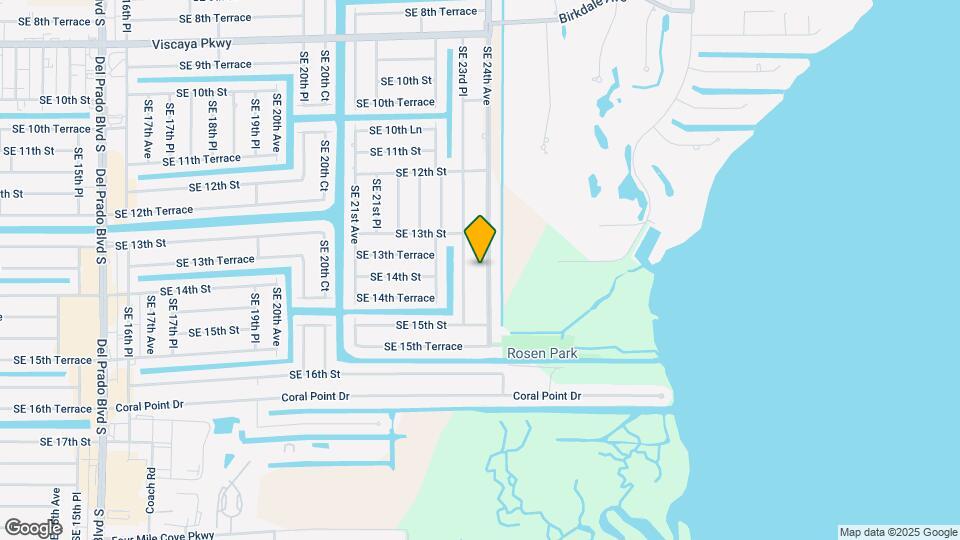 1326 SE 24th Ave Map and Location Details