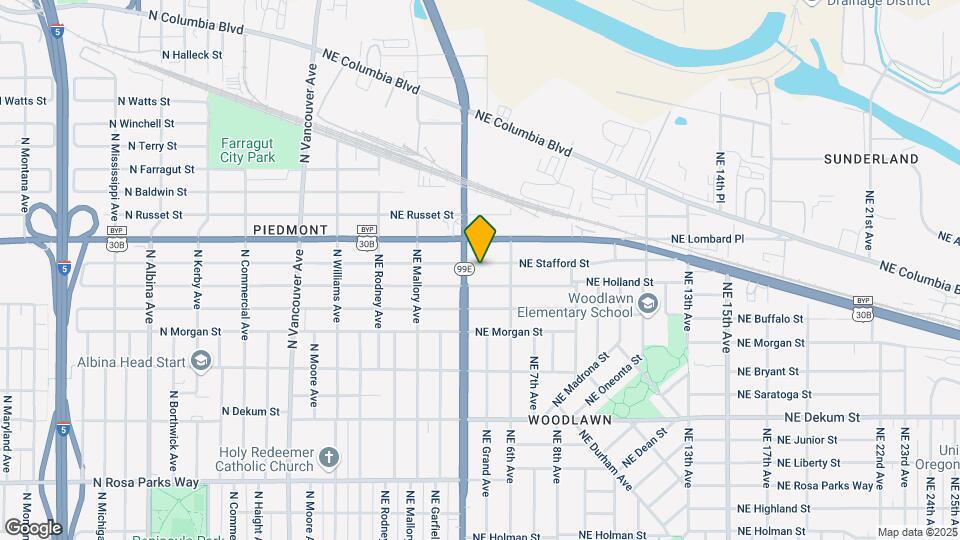424 NE Stafford St Mapa y Detalles de la Ubicación