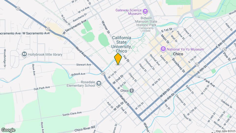 824 W 1st St Map and Location Details