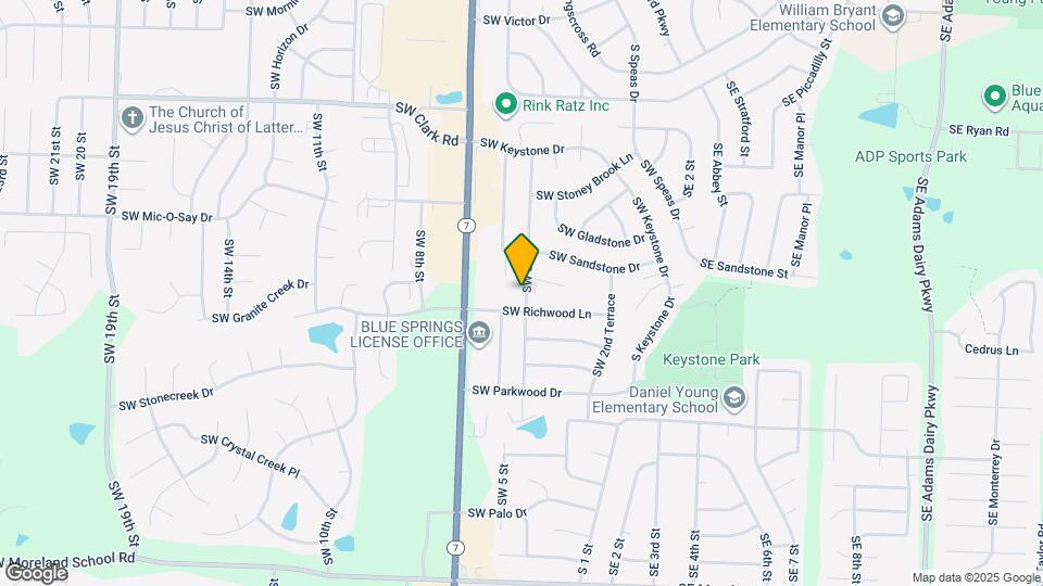 2105 SW 5th St Map and Location Details