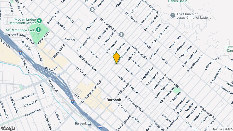 554-556 E Magnolia Blvd Map and Location Details