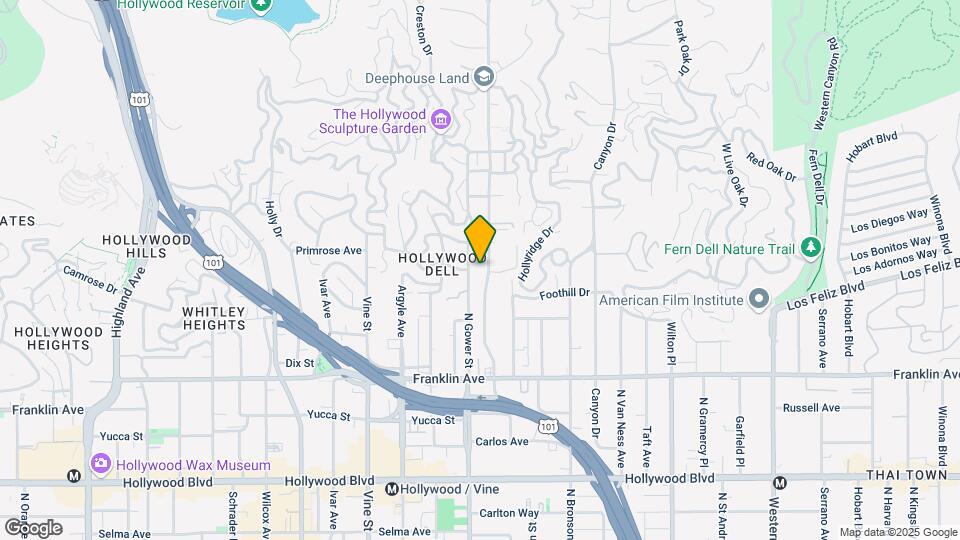 2119 N Beachwood Dr Map and Location Details