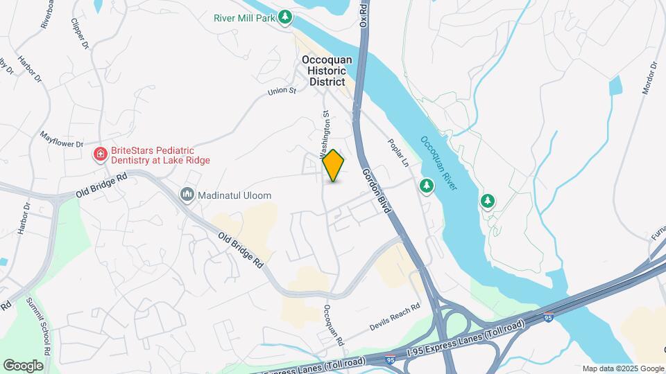 111 E Colonial Dr Mapa y Detalles de la Ubicación