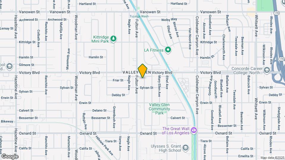 6331 Longridge Ave Mapa y Detalles de la Ubicación