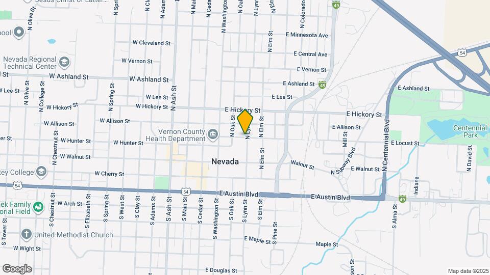 335 E Locust St Map and Location Details