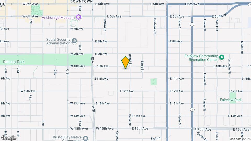 326 E 10th Ave Mapa y Detalles de la Ubicación