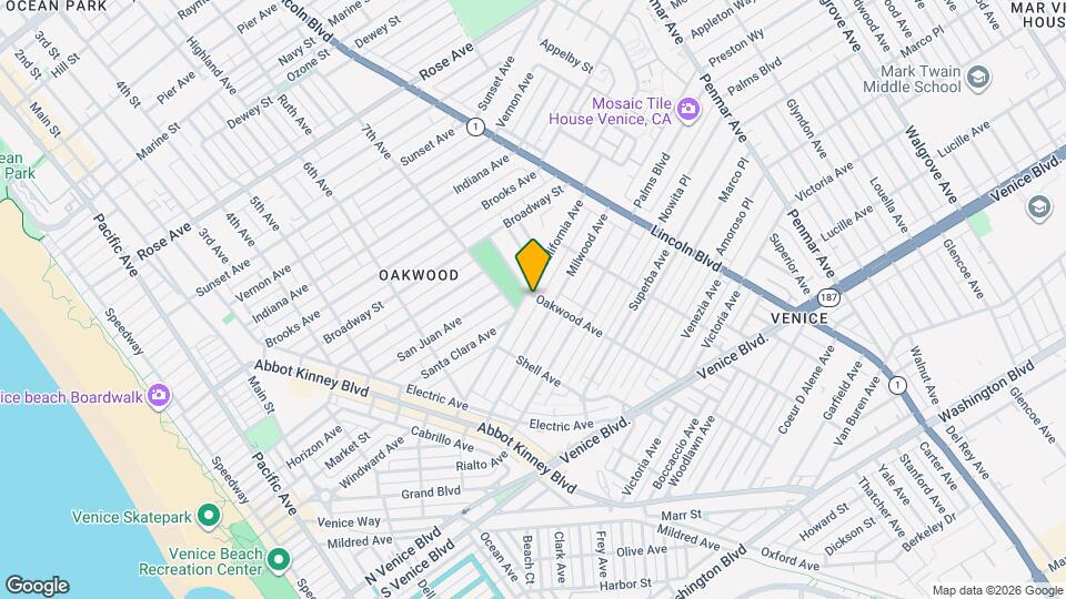 1403 Oakwood Ave Map and Location Details