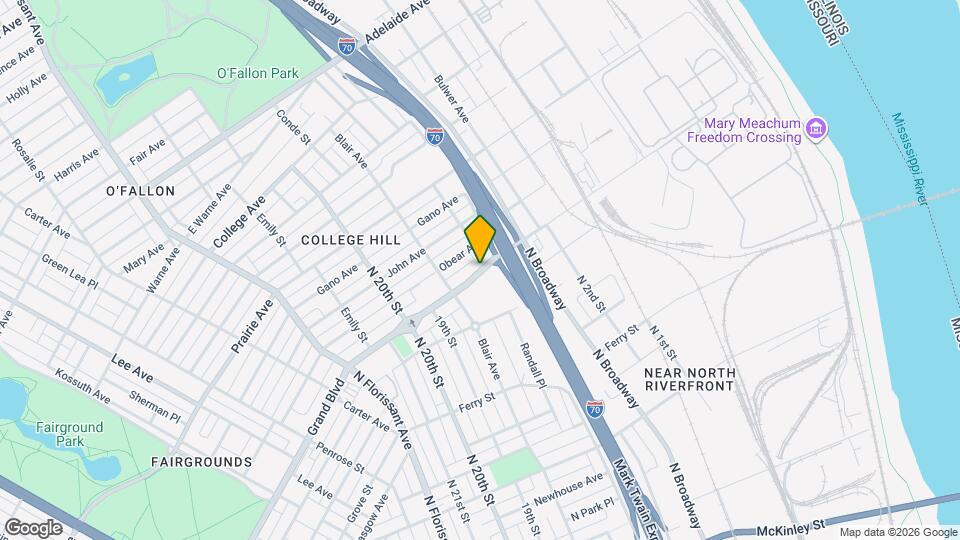 1015 E Grand Ave Map and Location Details