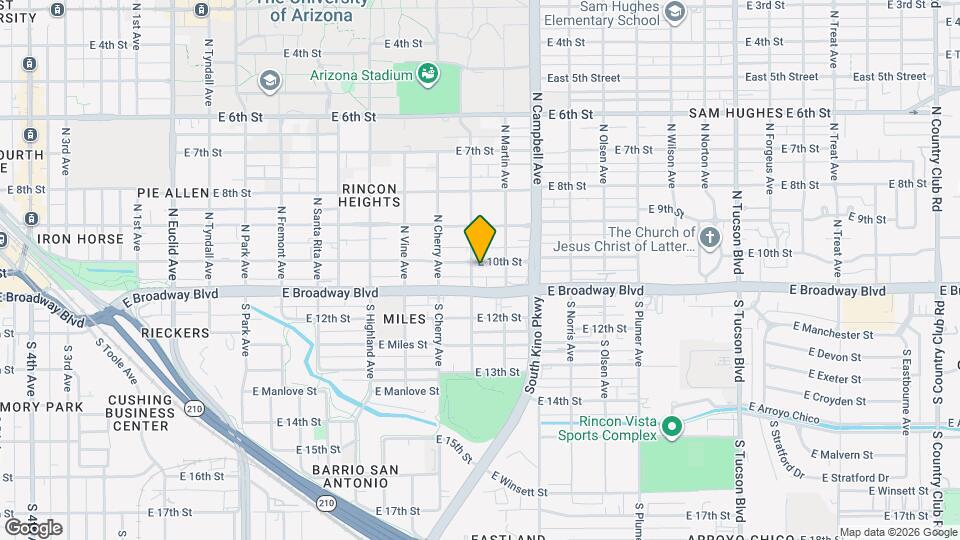 1712 E 10th St Map and Location Details