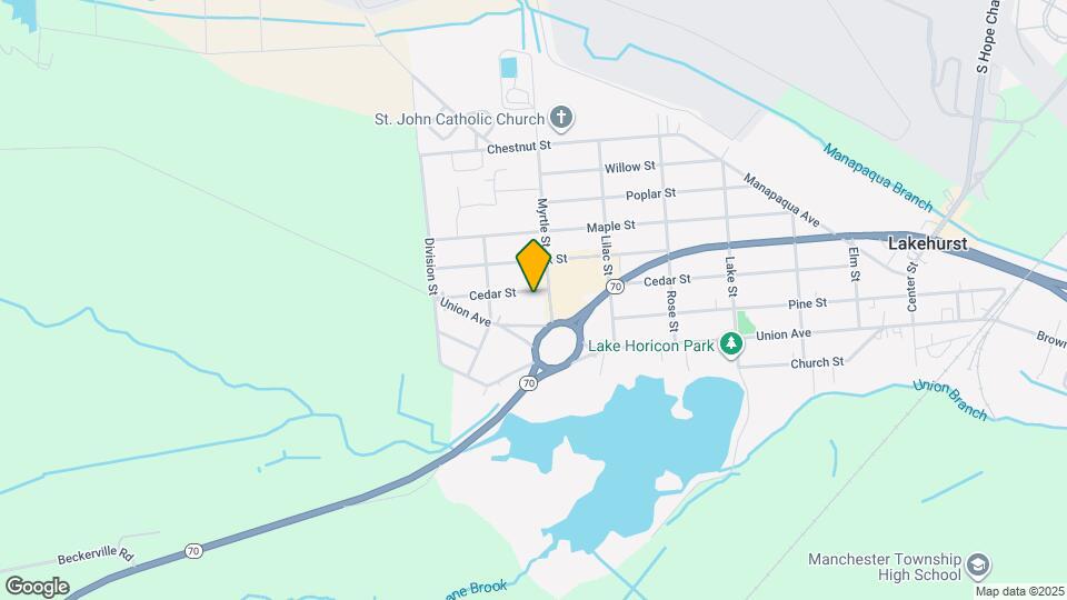 704 Cedar St Map and Location Details