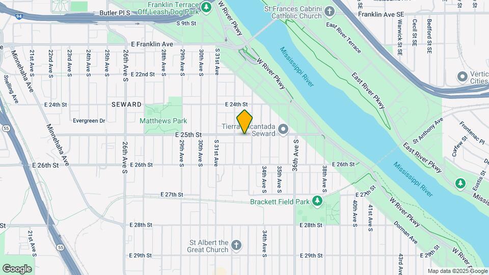 3223 E 25th St Map and Location Details