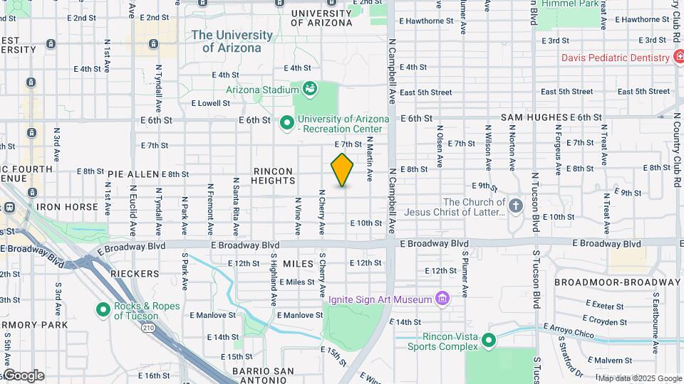 1663-1665 E 9th St Mapa y Detalles de la Ubicación