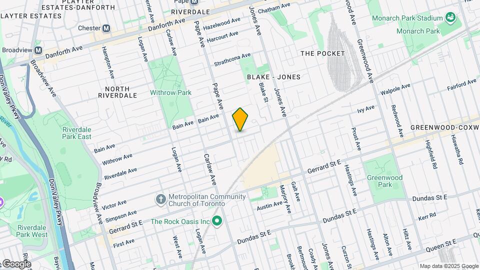 310 Riverdale Av Map and Location Details