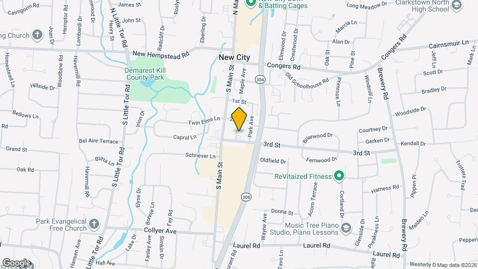 136 Maple Ave Map and Location Details