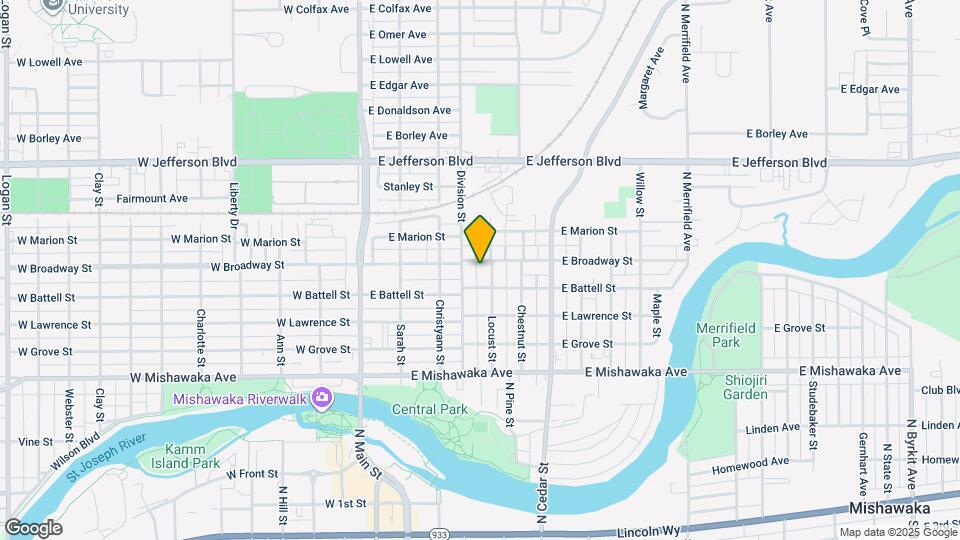 415 E Broadway St Map and Location Details