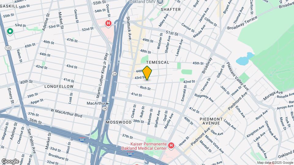 458 42nd St Map and Location Details