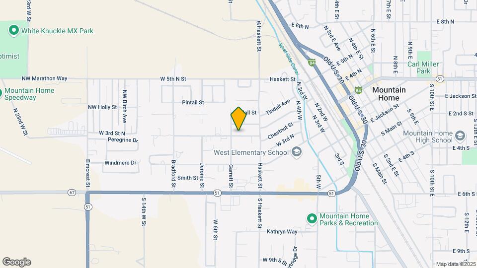 380 NW Foster Dr Map and Location Details
