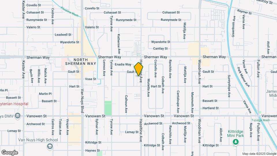 7033 Hazeltine Ave Map and Location Details