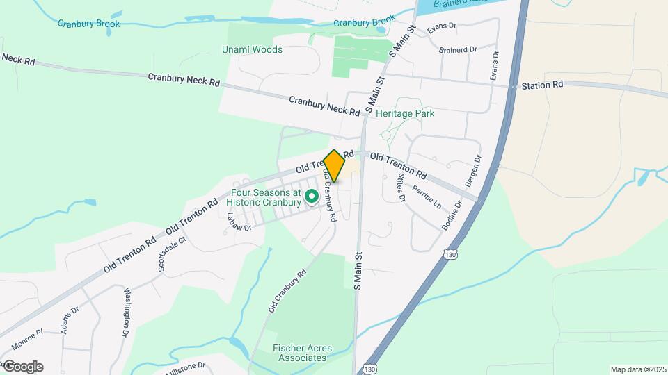 30 Hamilton Dr Map and Location Details