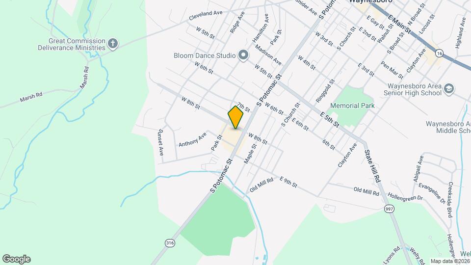 228 W 8th St Map and Location Details