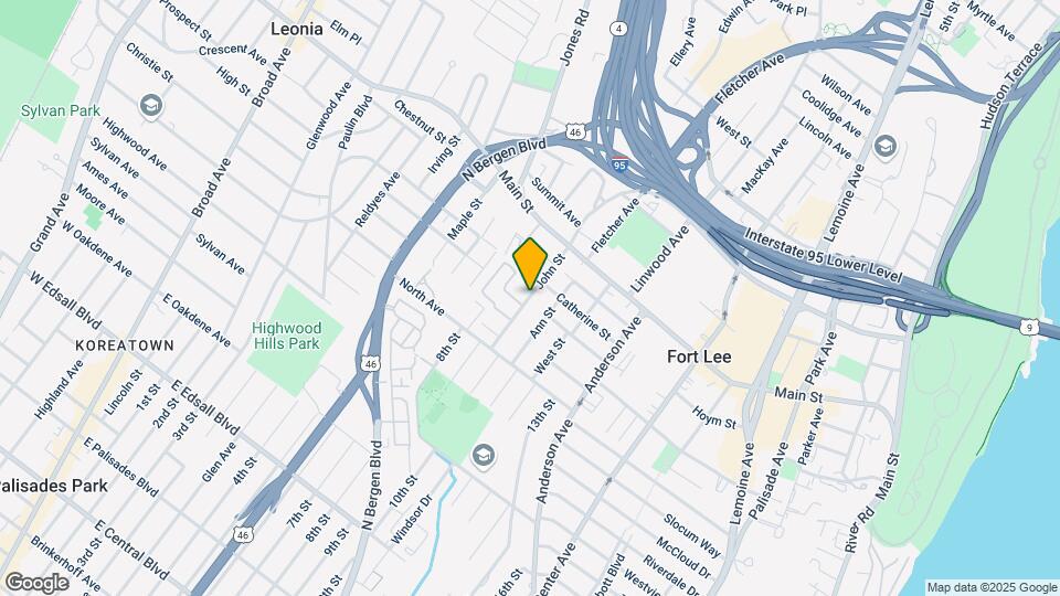 1566 John St Map and Location Details