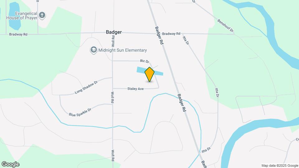 2390 Staley Ave Map and Location Details