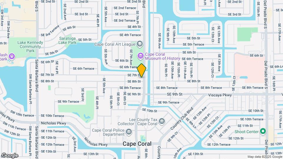 717 SE 8th St Map and Location Details