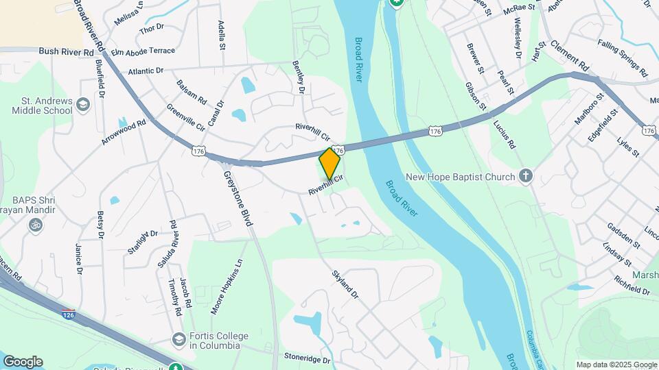 601 Riverhill Cir Map and Location Details