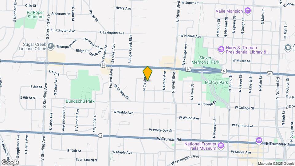 821 N Crysler Ave Map and Location Details