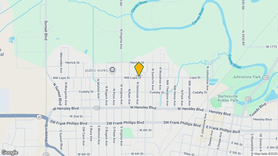 811 NW Lupa St Map and Location Details