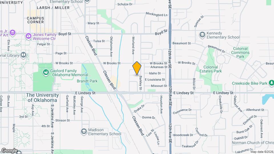 824 Russell Cir Photo