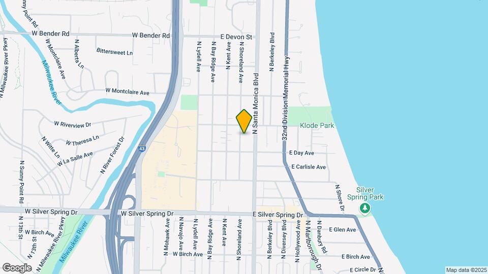 5840 N Shoreland Ave Map and Location Details