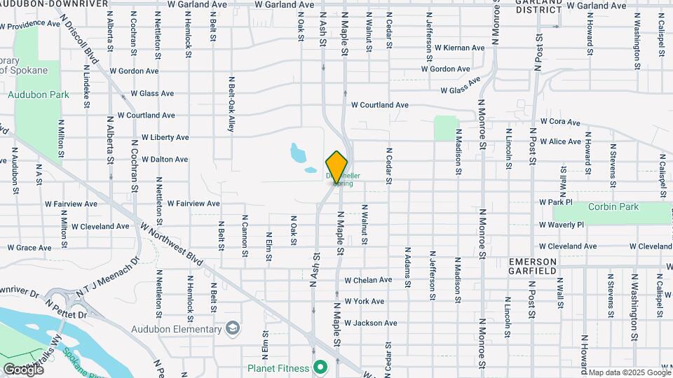3015 N Maple St Map and Location Details