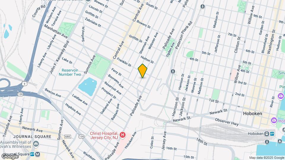 136 New York Ave Map and Location Details