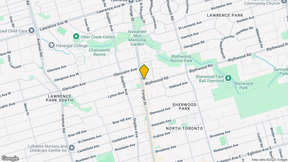 2707 Yonge St Map and Location Details