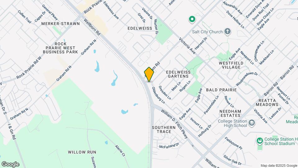 GREAT 3 Bedroom, 3 Bathroom Close to Every Map and Location Details