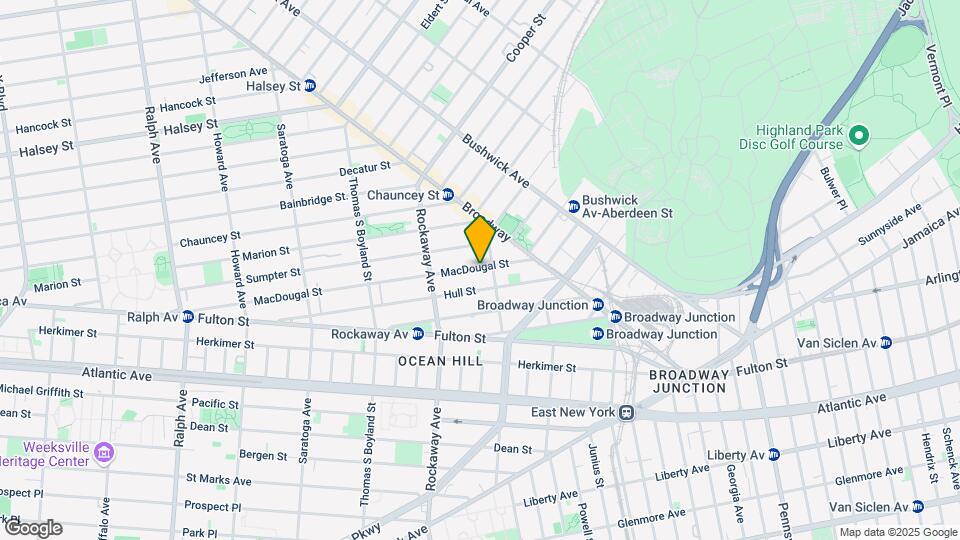 282 MacDougal Mapa y Detalles de la Ubicación