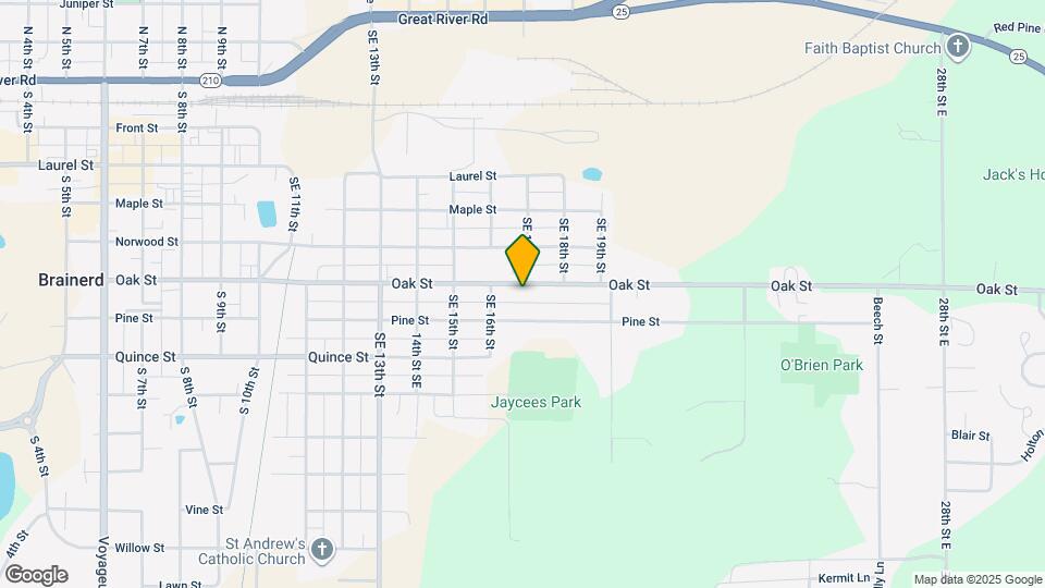 1624 Oak St Map and Location Details