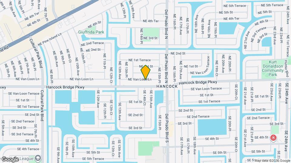 1414 NE Van Loon Ln Mapa y Detalles de la Ubicación
