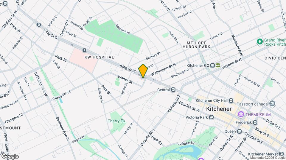 8 Wellington St S Map and Location Details