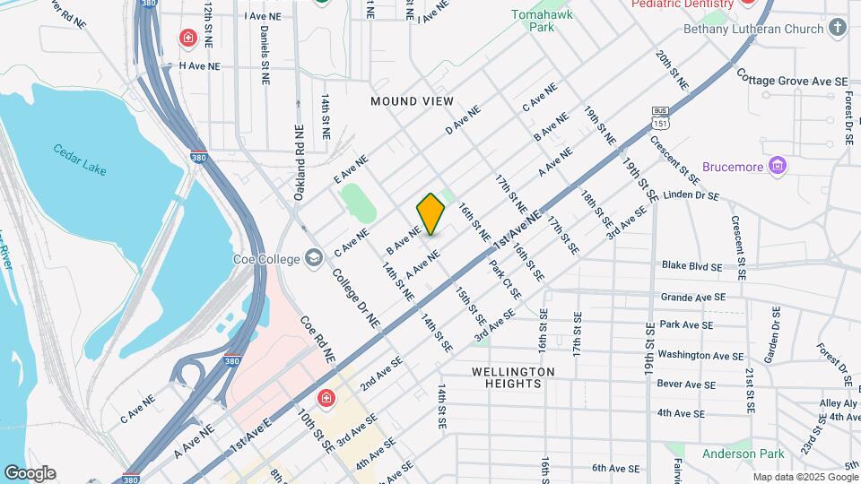 216 15th St NE Map and Location Details