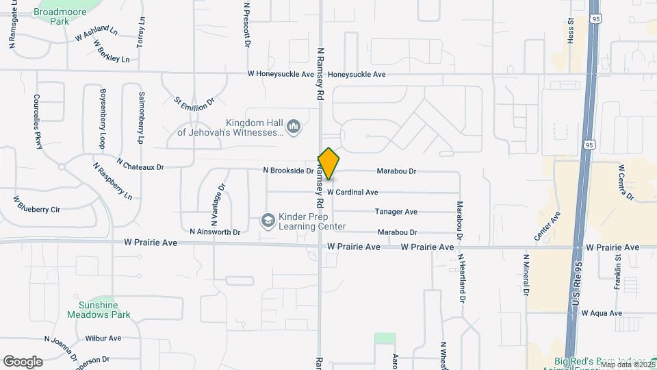 8281 N Coopers Hawk Dr Map and Location Details