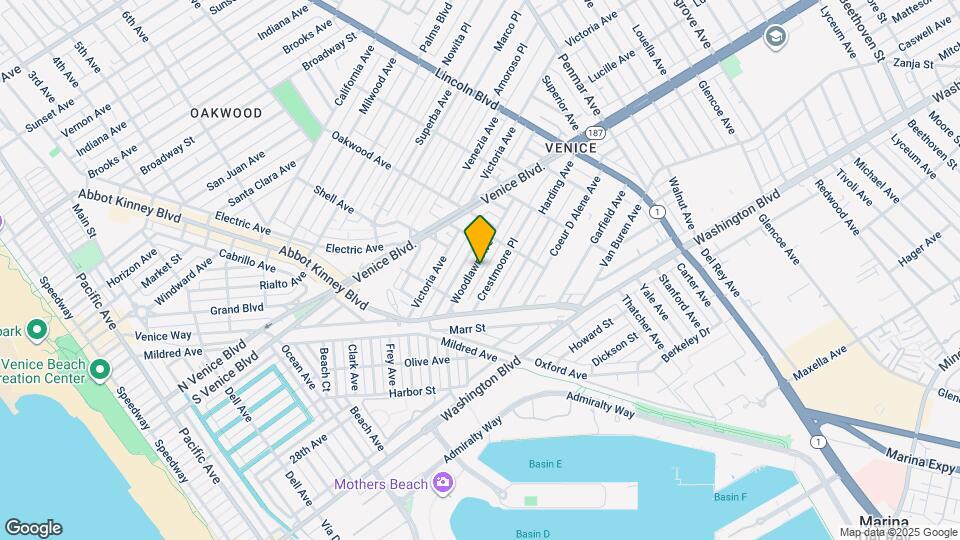 648 Woodlawn Ave Map and Location Details