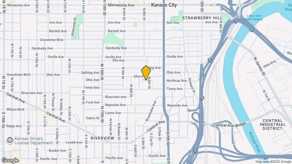 242 N 8th St Map and Location Details