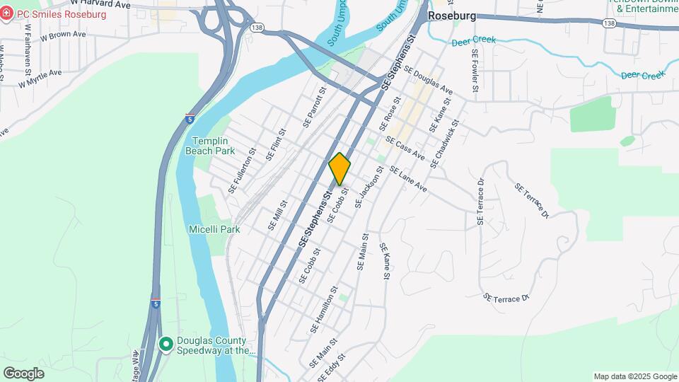 957 SE Stephens St Map and Location Details