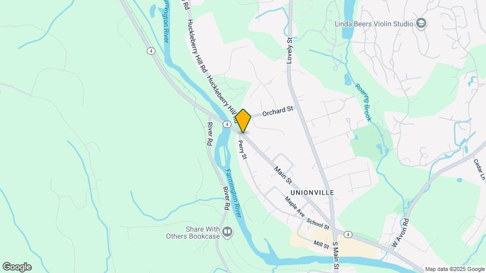 271 Main St Map and Location Details