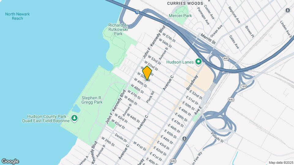 226 Avenue B Map and Location Details