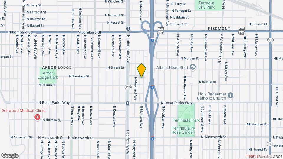 6841 N Montana Ave Map and Location Details