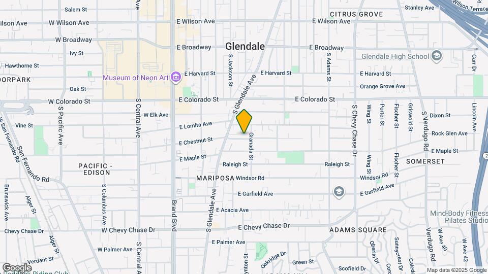 517 E Chestnut St Map and Location Details